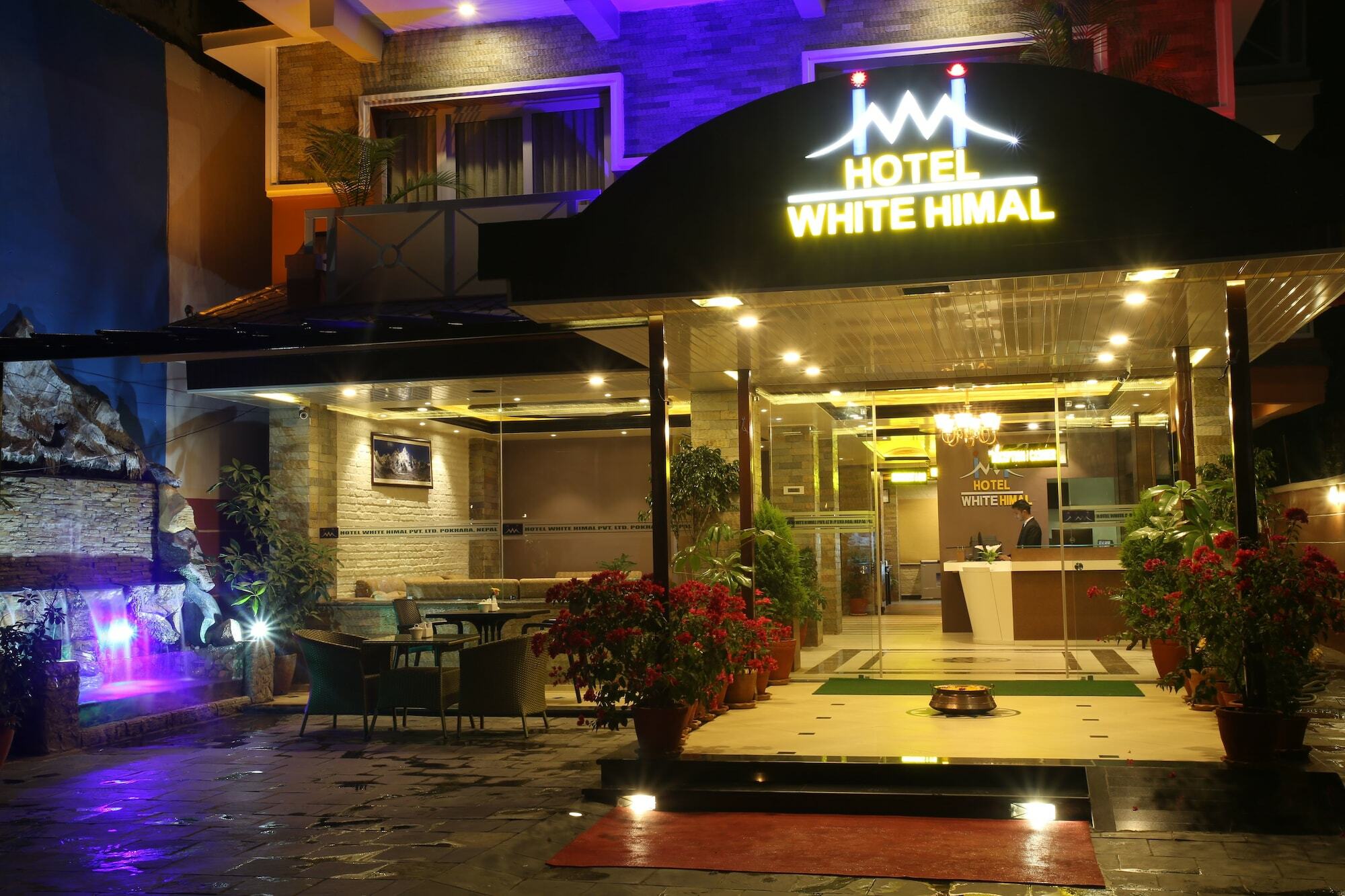 Hotel White Himal Pokhara Eksteriør bilde